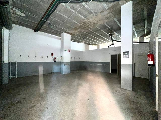 Local comercial en Venta en Migjorn