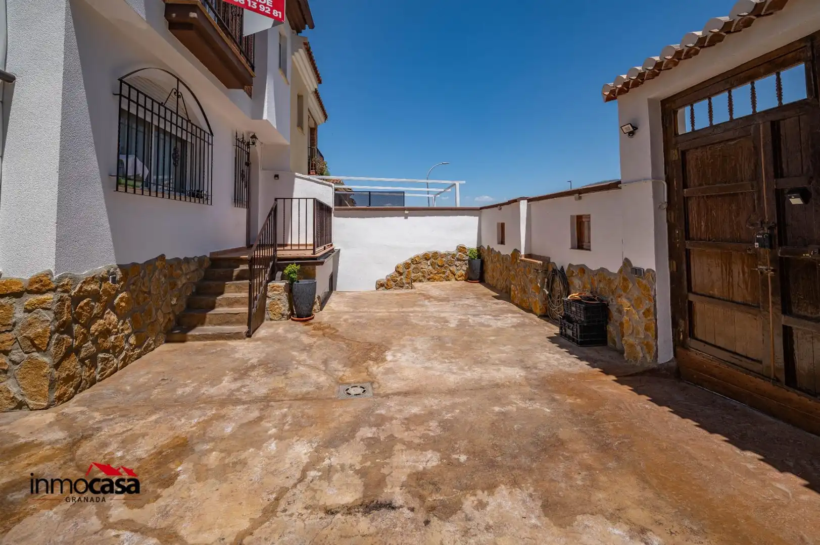 Terraza de Casa adosada en venta en Jun con Aire acondicionado, Jardín privado y Piscina