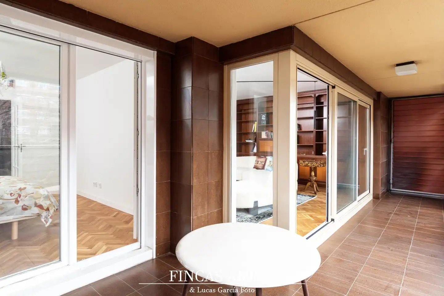 Flat for sale in  Zaragoza Capital  with Air Conditioner, Heating and Parquet flooring