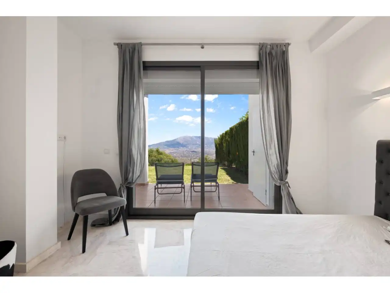 Habitación de Loft en venta en Ojén con Aire acondicionado, Calefacción y Jardín privado