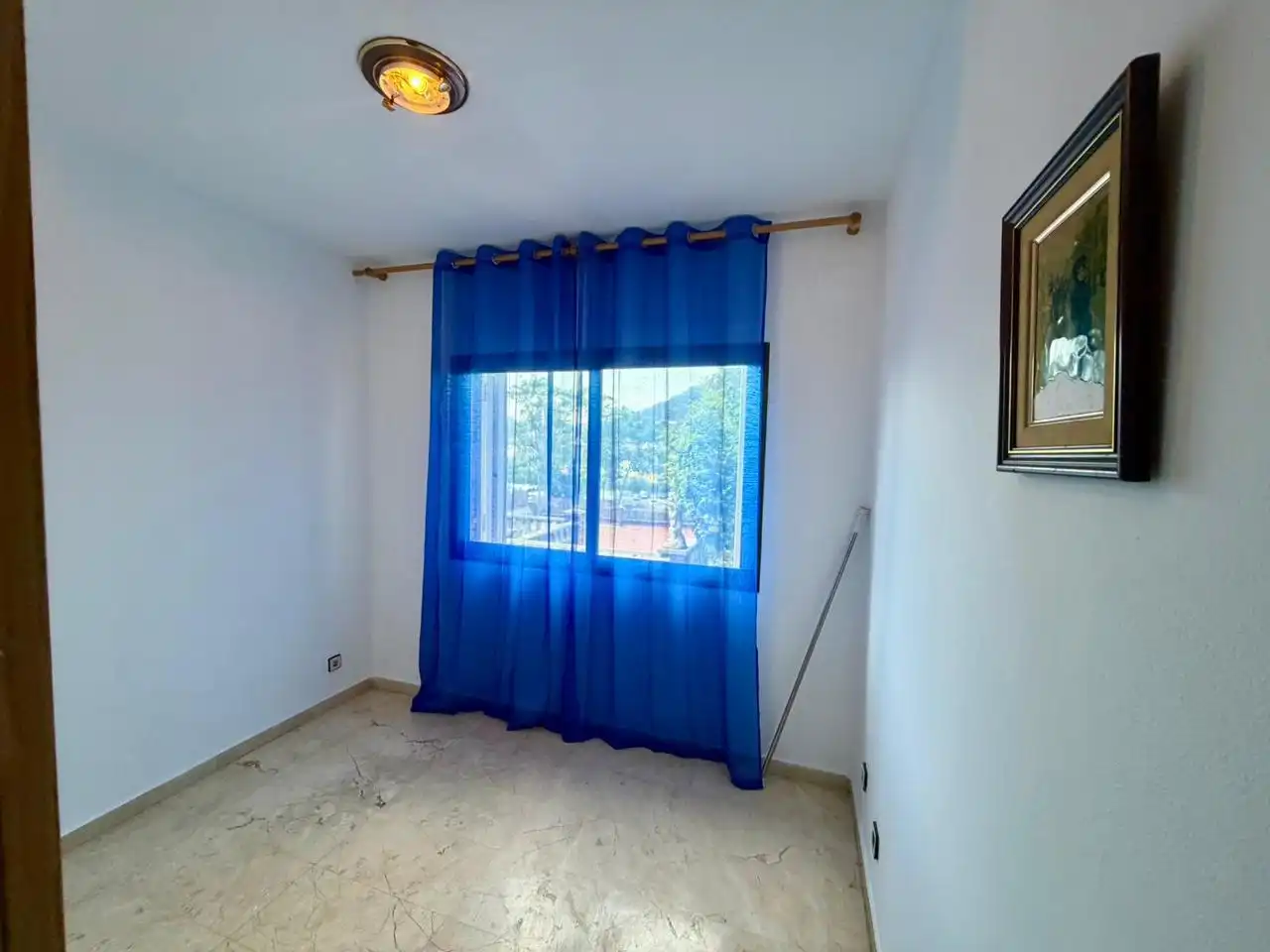 Dormitori de Casa o xalet en venda en Montcada i Reixac amb Aire condicionat, Calefacció i Jardí privat