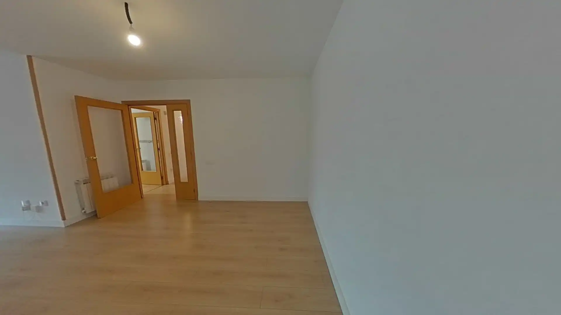 Piso en venta en Girona con Calefacción y Parquet