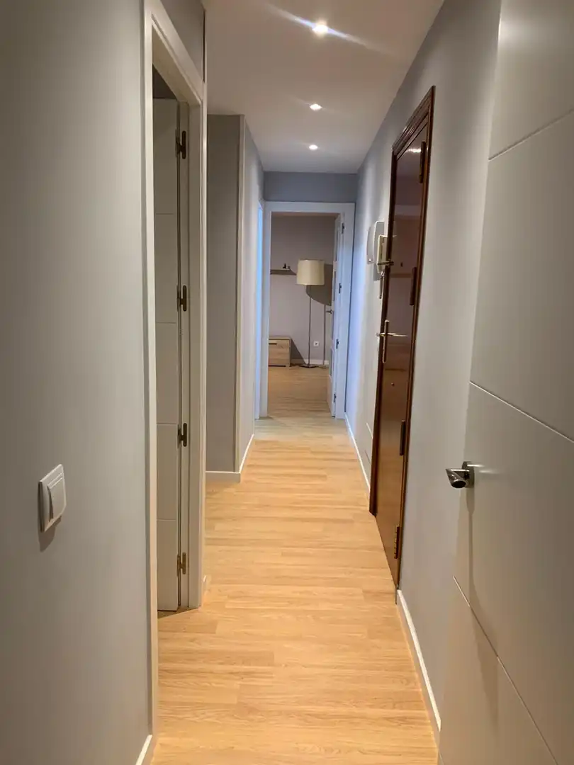 Piso con terraza en alquiler en Calle Vía Carpetana, imagen 5