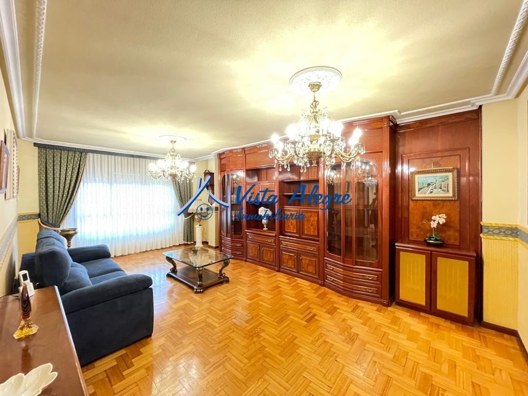 Sala d'estar de Pis en venda en Haro amb Calefacció, Terrassa i Traster