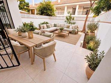 Apartamento con piscina en alquiler en Nueva Andalucía