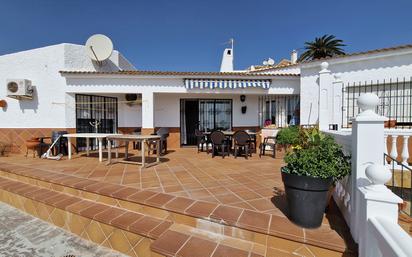 Terrassa de Casa o xalet en venda en Benalmádena amb Aire condicionat, Terrassa i Piscina