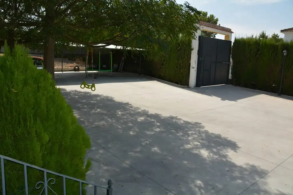 Parking of Country homes for sale in Lucena  with Air Conditioner, Private garden and Swimming Pool