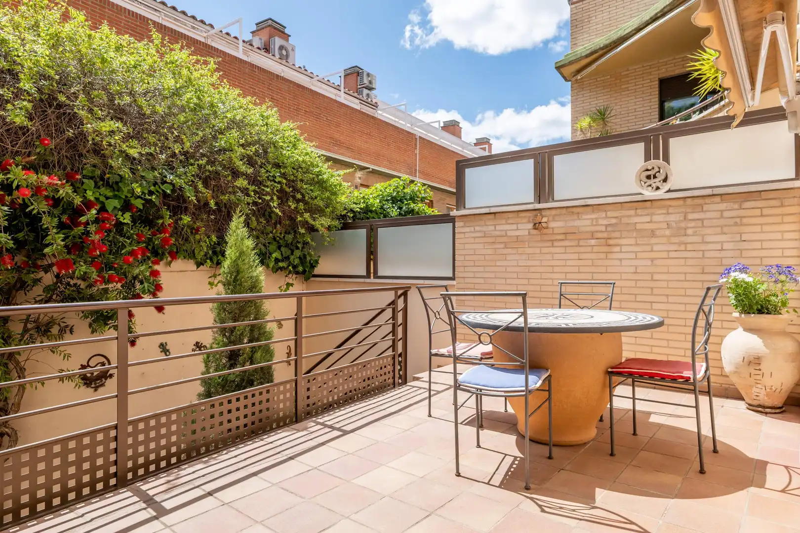 Terrace of Duplexes for sale in Zaragoza  with Air Conditioner, Heating and Private garden