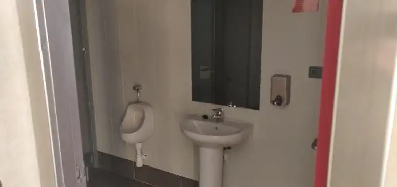 Bathroom of Office for sale in Benalmádena