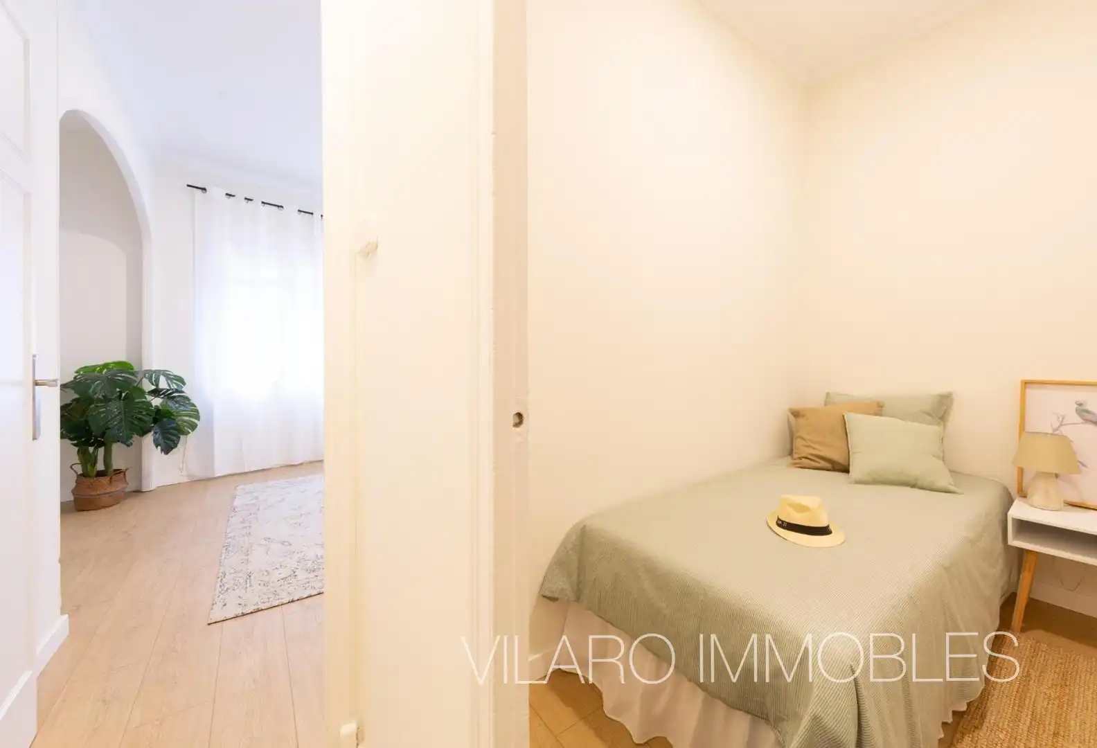 Dormitori de Casa adosada en venda en Terrassa amb Calefacció, Parquet i Terrassa
