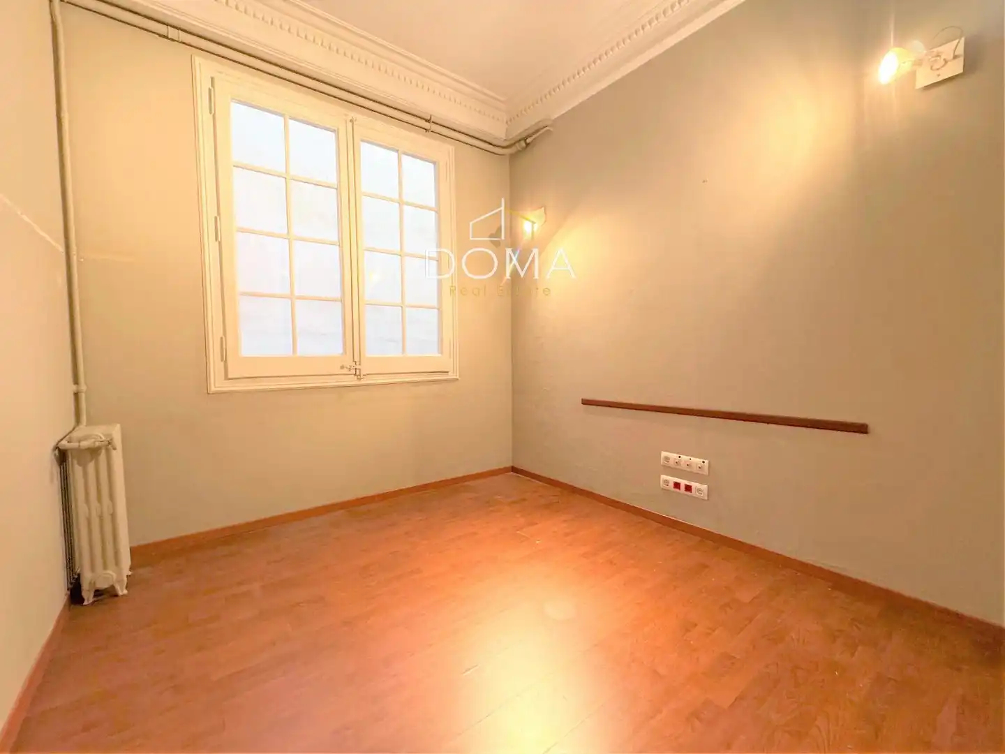 Habitación de Oficina de alquiler en Barcelona con Aire acondicionado, Calefacción y Terraza