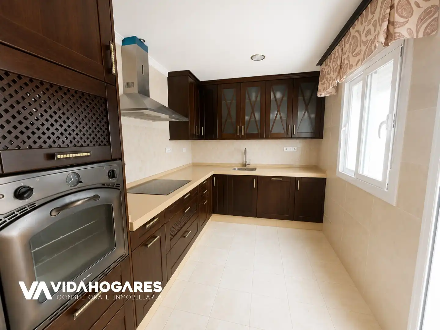 Cuina de Casa o xalet en venda en Rota amb Terrassa