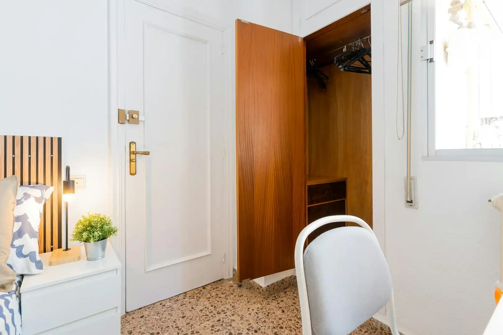 Piso para compartir en Valencia con Amueblado, Lavadora y TV