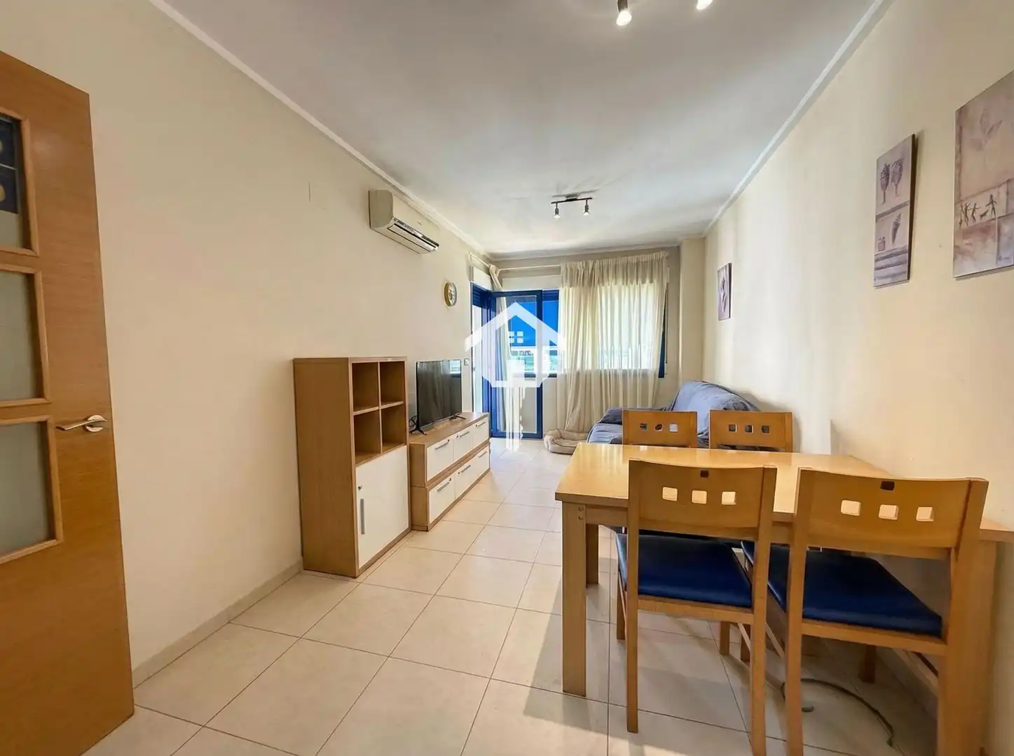 Vista exterior de Piso en venta en Alicante / Alacant con Amueblado, Balcón y Jacuzzi