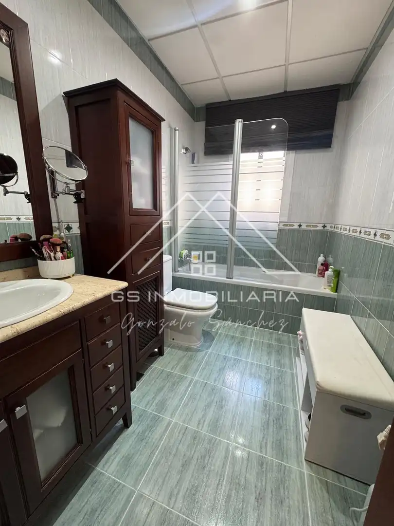 Bathroom of Flat for sale in Lucena
