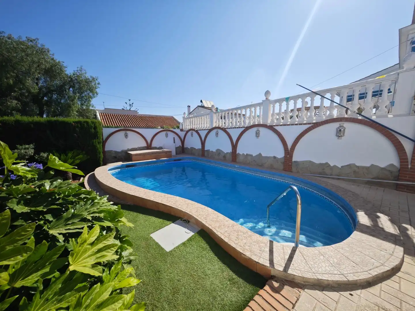 Schwimmbecken von Haus oder Chalet zur Miete in Alhaurín de la Torre mit Klimaanlage, Heizung und Privatgarten