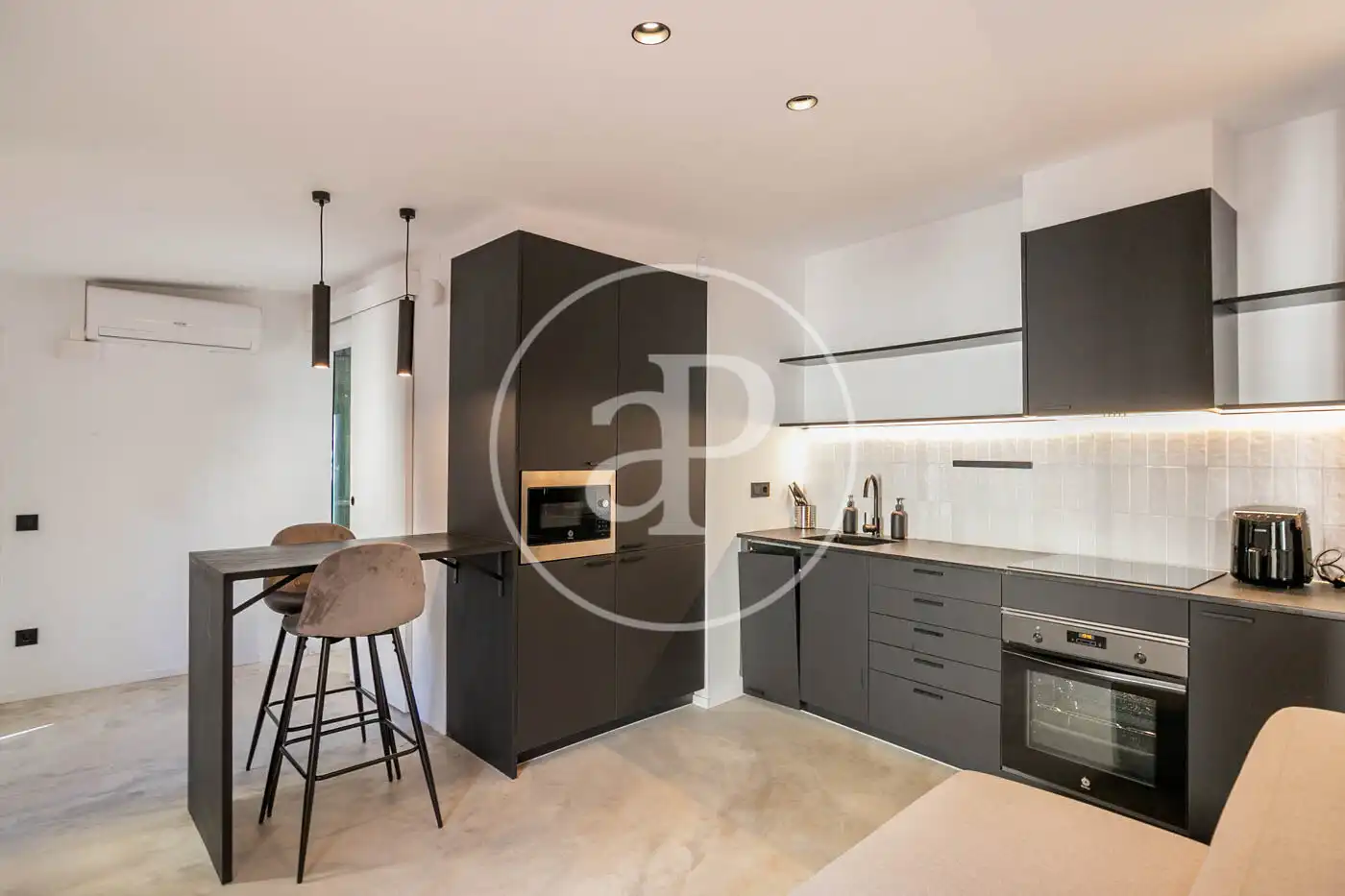 Cocina de Piso en venta en Barcelona con Aire acondicionado, Calefacción y Amueblado