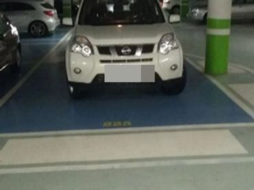 Einzelparkplatz zum Verkauf in Calle la Llama