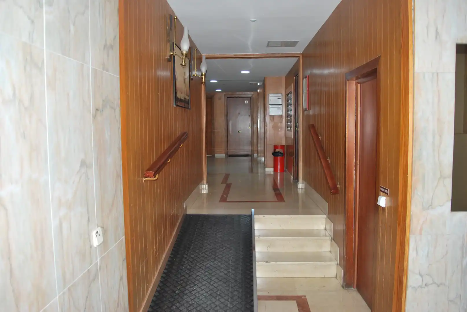 Piso en venta en Madrid con Calefacción, Parquet y Terraza