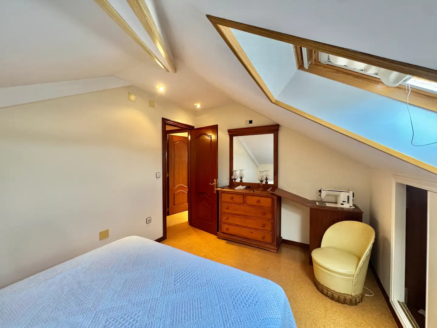 Bedroom of Houses for sale in Arteixo  with Heating, Private garden and Parquet flooring