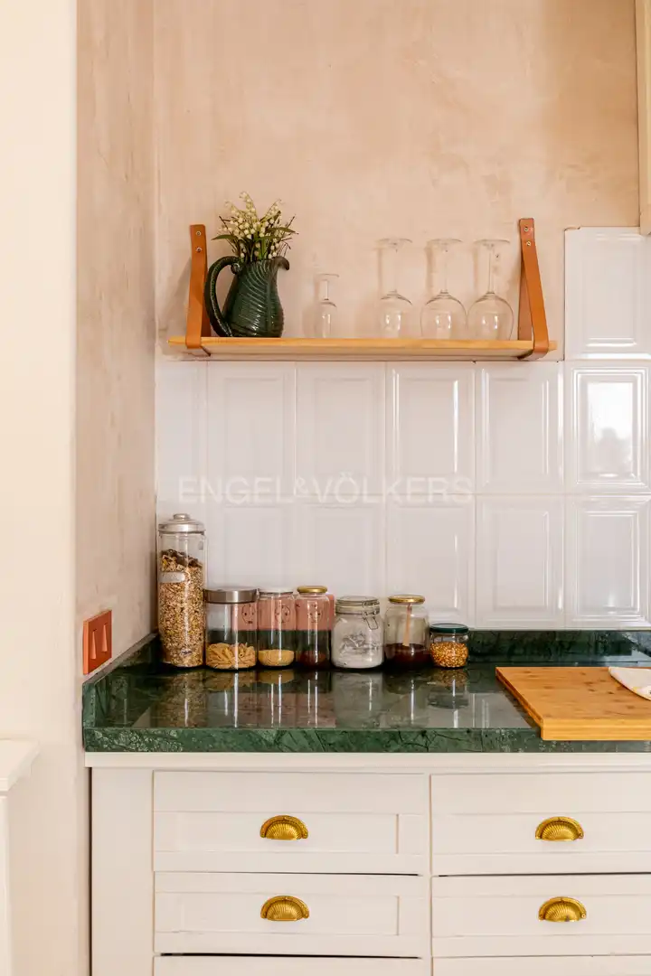Study for rent in Santa Catalina