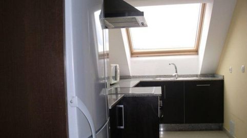 Foto 5 de Piso en venta en Avenida Ramón Nieto, Lavadores, Vigo