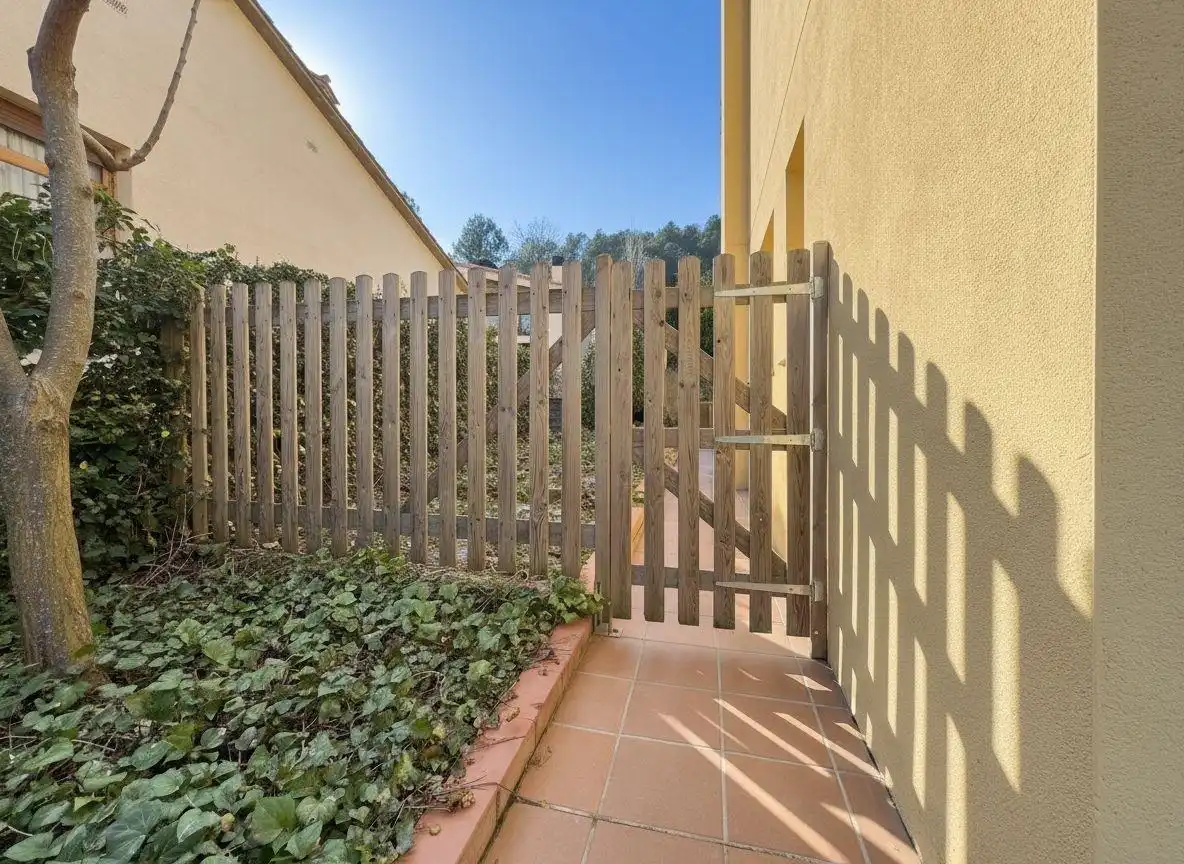 Jardín de Casa o chalet en venta en Sant Llorenç de la Muga con Calefacción, Jardín privado y Terraza