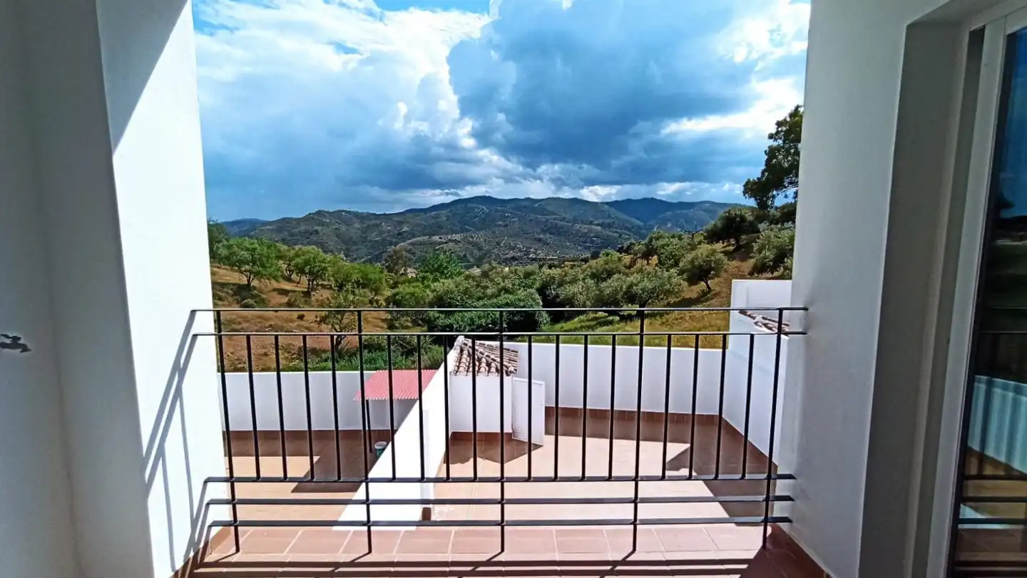 Terraza de Casa o chalet de alquiler en Riogordo con Terraza