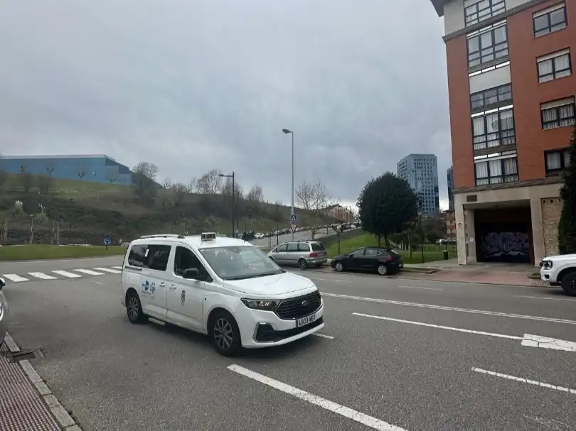 Vista exterior de Garatge en venda en Oviedo 