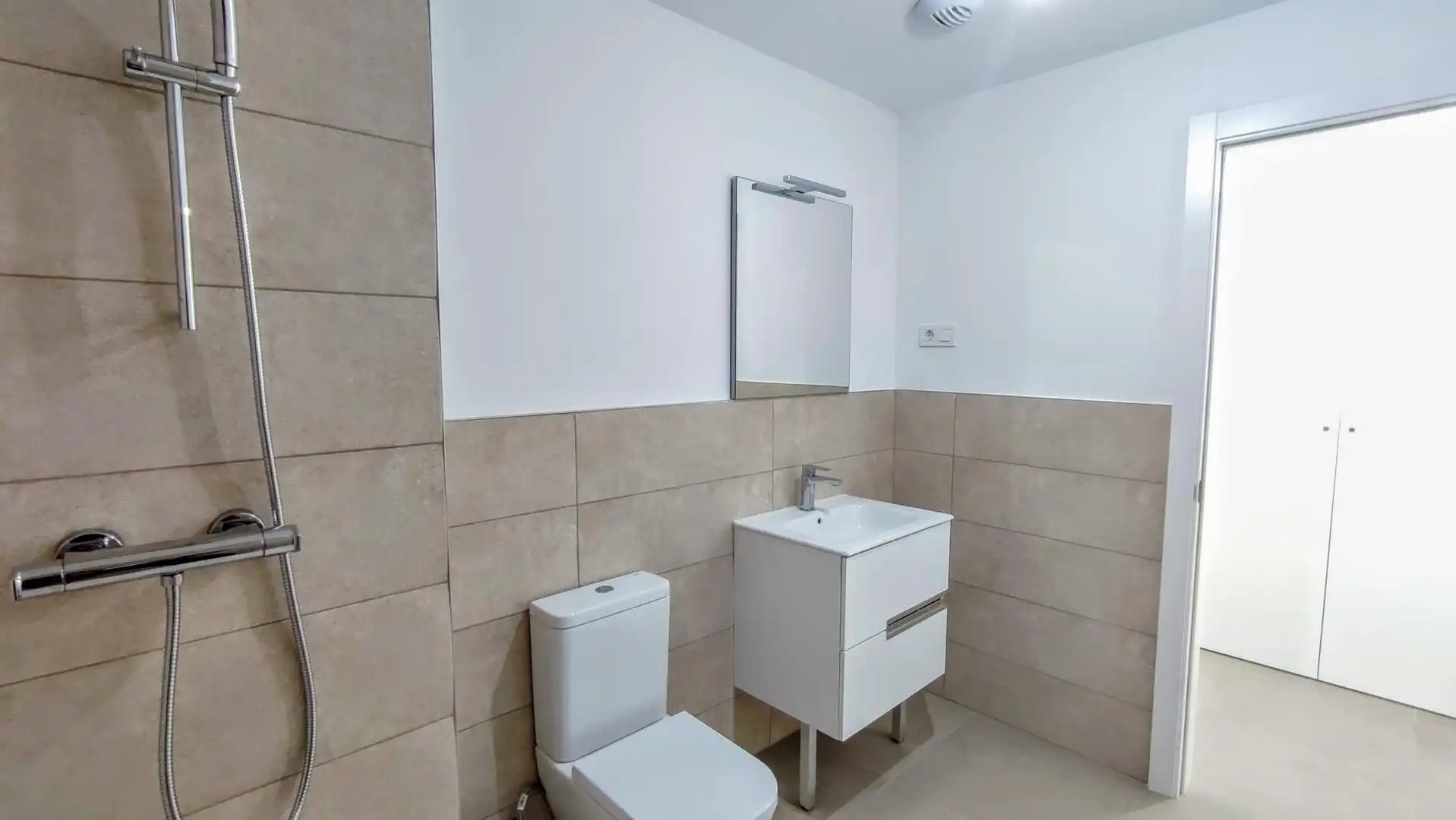 Flat with terrace for sale in Los Álamos, imagen 16