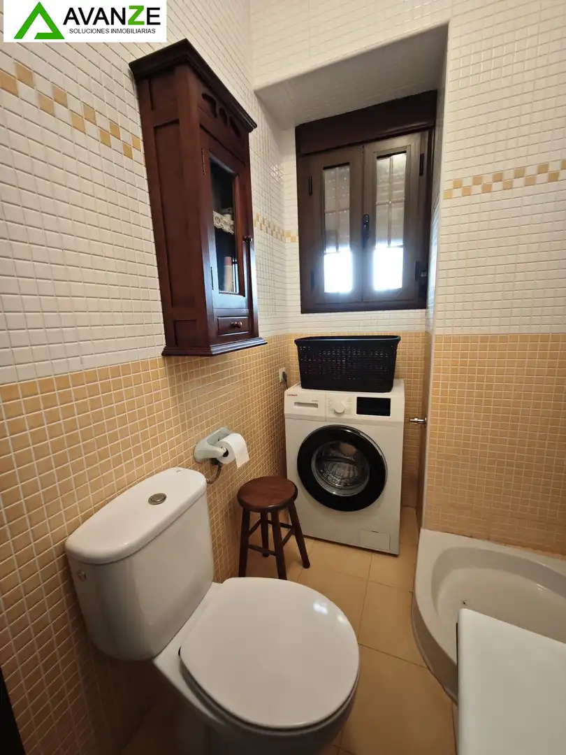 House with terrace for sale in Villanueva del Fresno, imagen 37