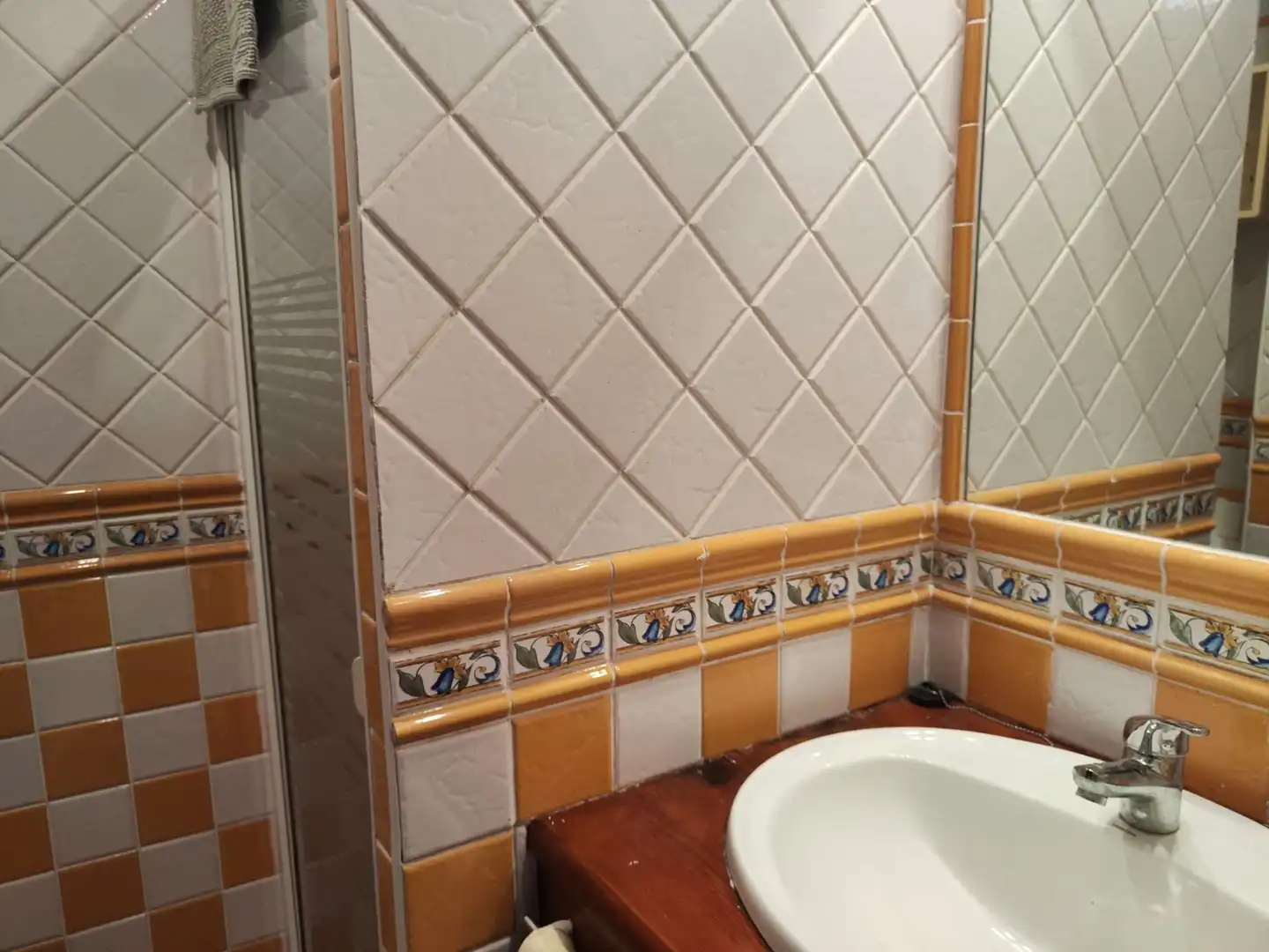 Bany de Casa o xalet de lloguer en Granada amb Calefacció, Terrassa i Moblat