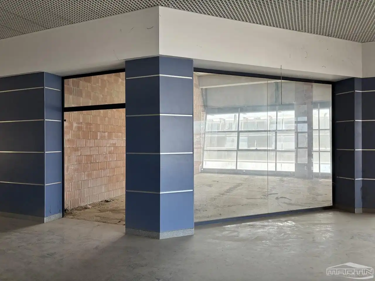 Oficina de lloguer en Lucena