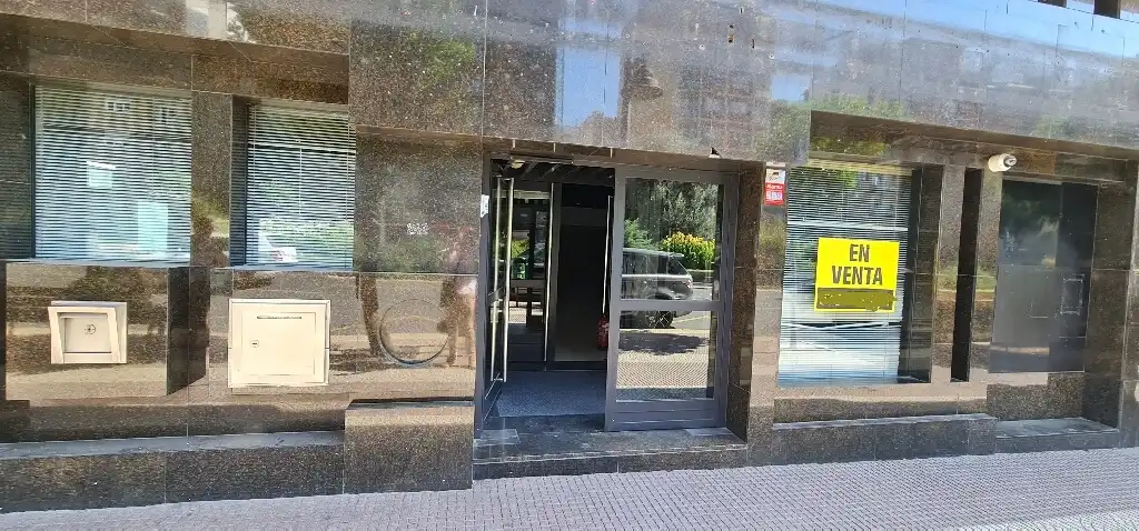 Commercial properties for sale in  Logroño