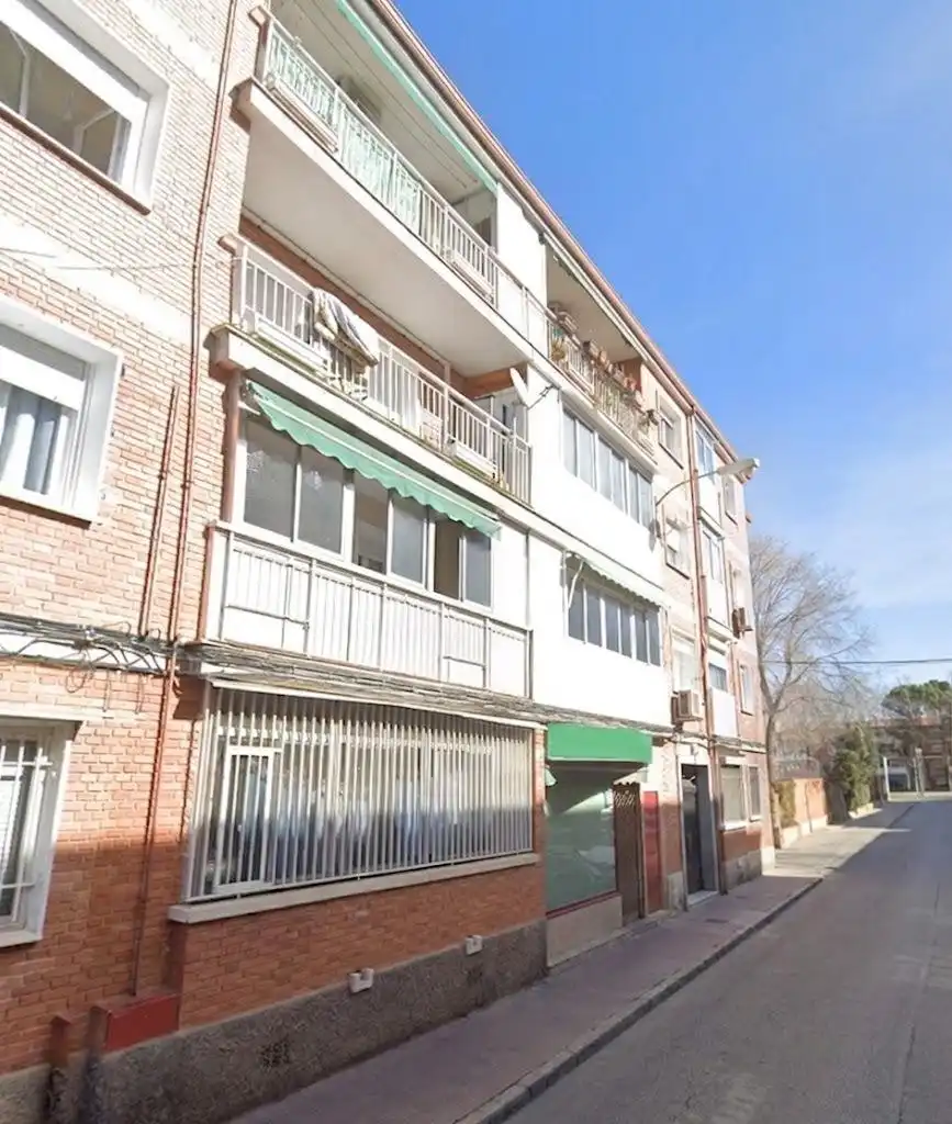 Pis amb ascensor en venda a Reyes Católicos, imagen 2