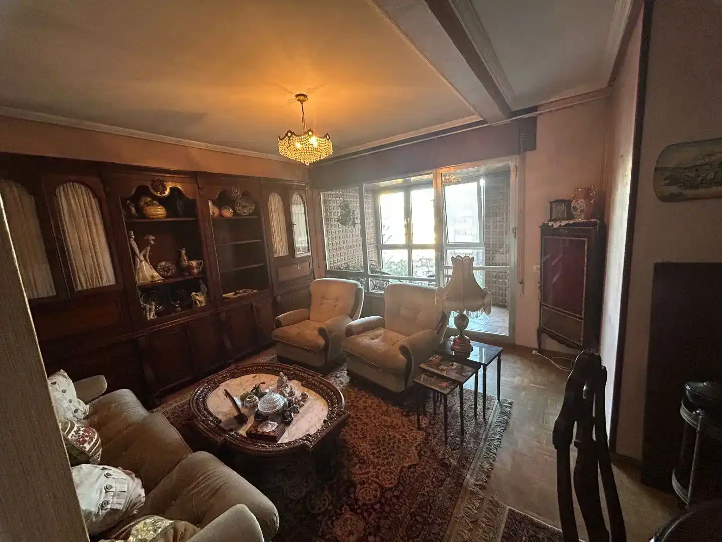 Sala d'estar de Pis en venda en Oviedo  amb Balcó