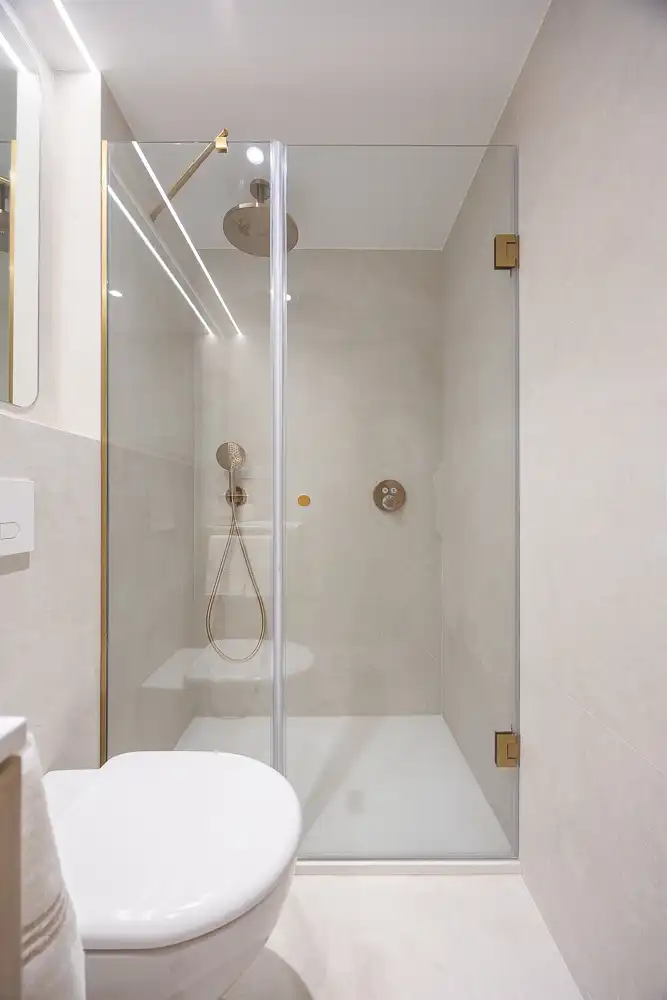 Baño de Piso en venta en Madrid con Calefacción, Amueblado y Balcón