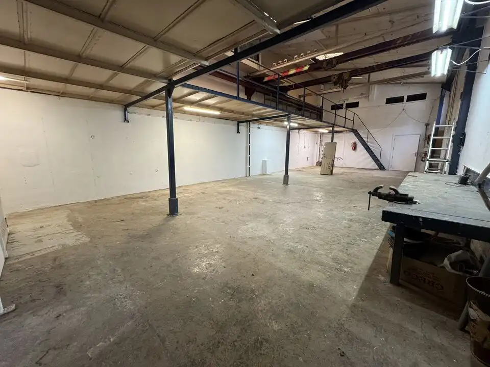 Industrial buildings for sale in Legazpi