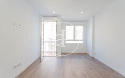 Bedroom of Flat for sale in Esplugues de Llobregat  with Air Conditioner, Heating and Terrace