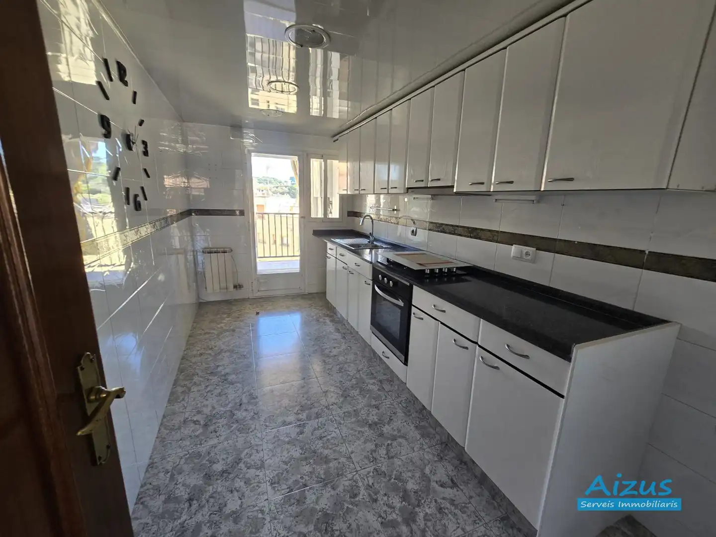 Cocina de Dúplex en venta en Rubí con Parquet, Terraza y Balcón