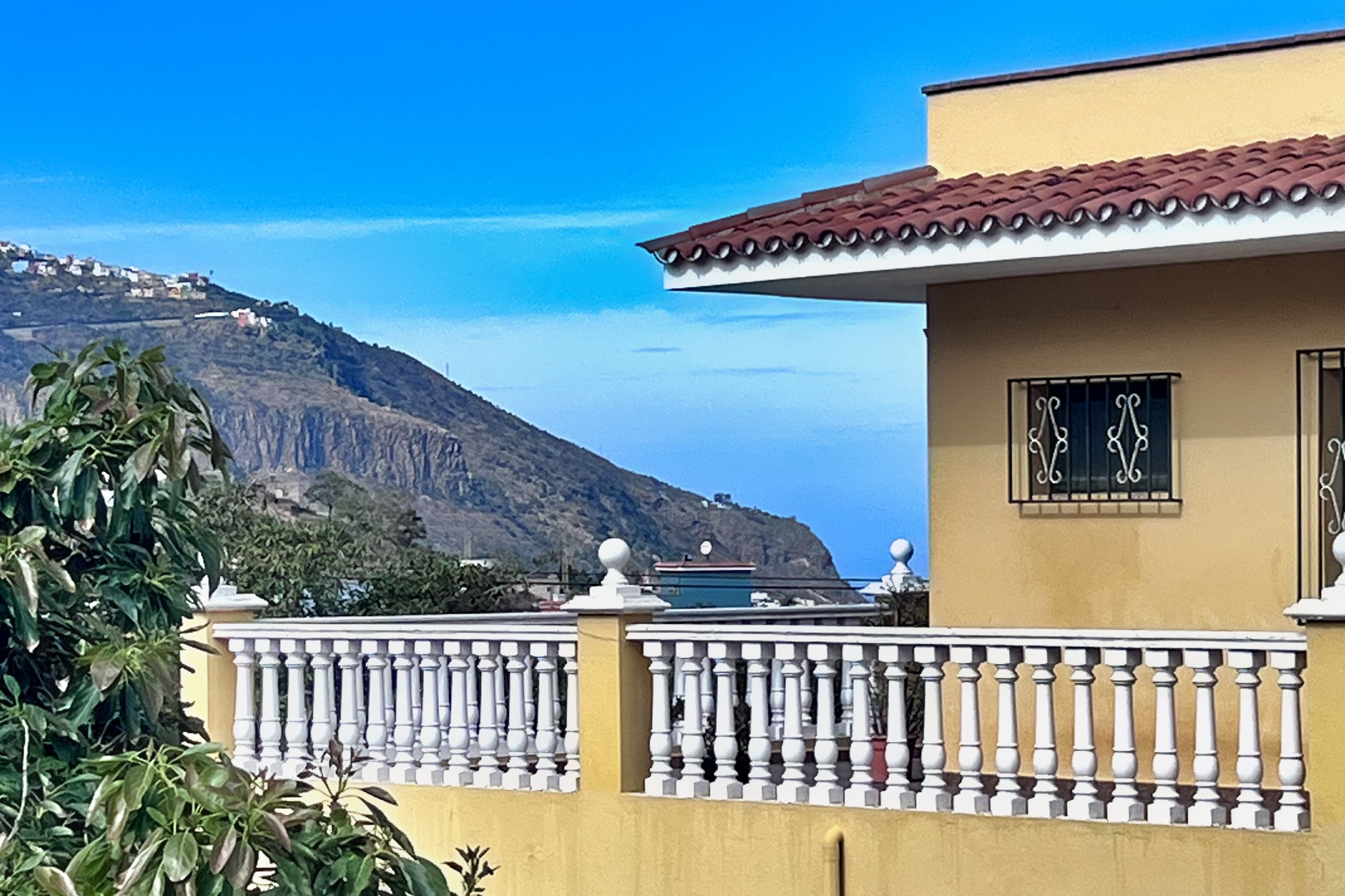 Exterior view of Country house for sale in Los Realejos  with Terrace