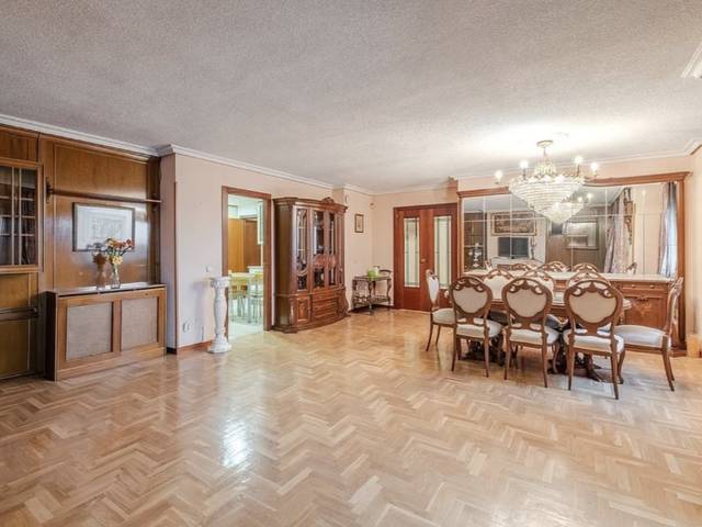 Piso en Venta en Exposició