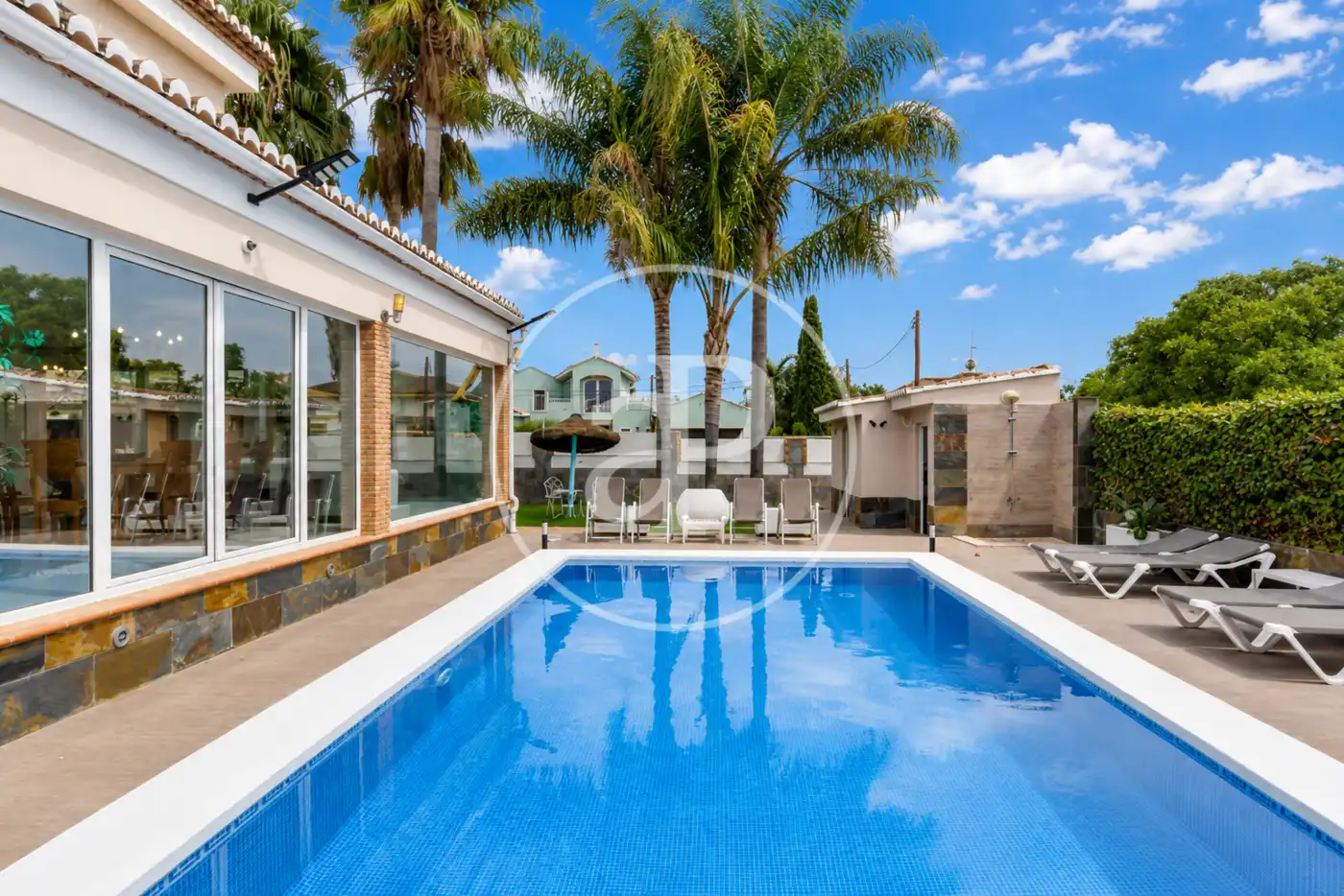 Vista exterior de Casa o chalet de alquiler en Bétera con Aire acondicionado, Calefacción y Jardín privado