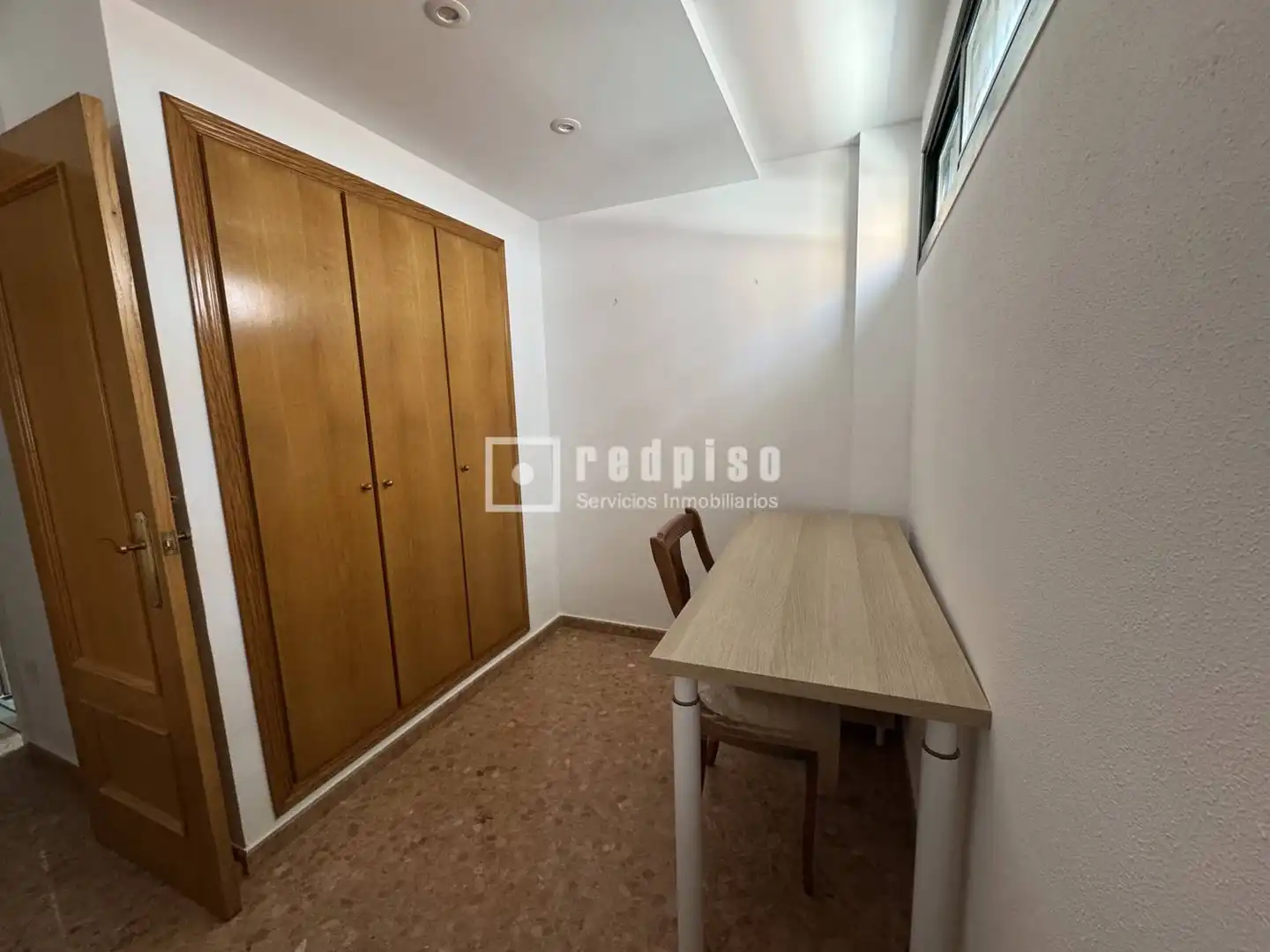 Bedroom of Flat for rent in Valencia  with Air Conditioner, Heating and Private garden