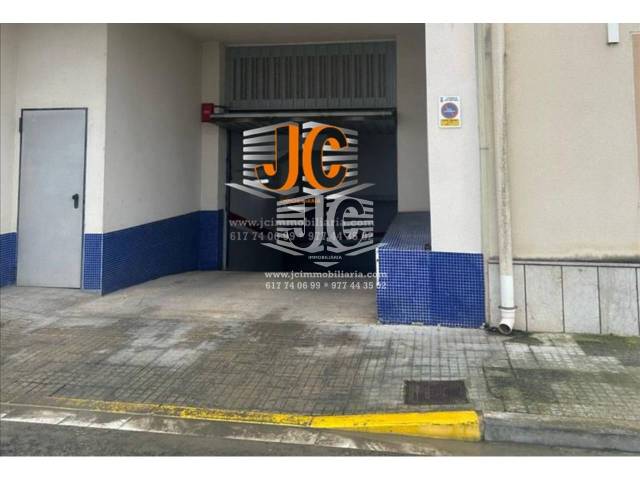 Garaje en Venta en Joaquim Arques en Sant Jaume d'Enveja