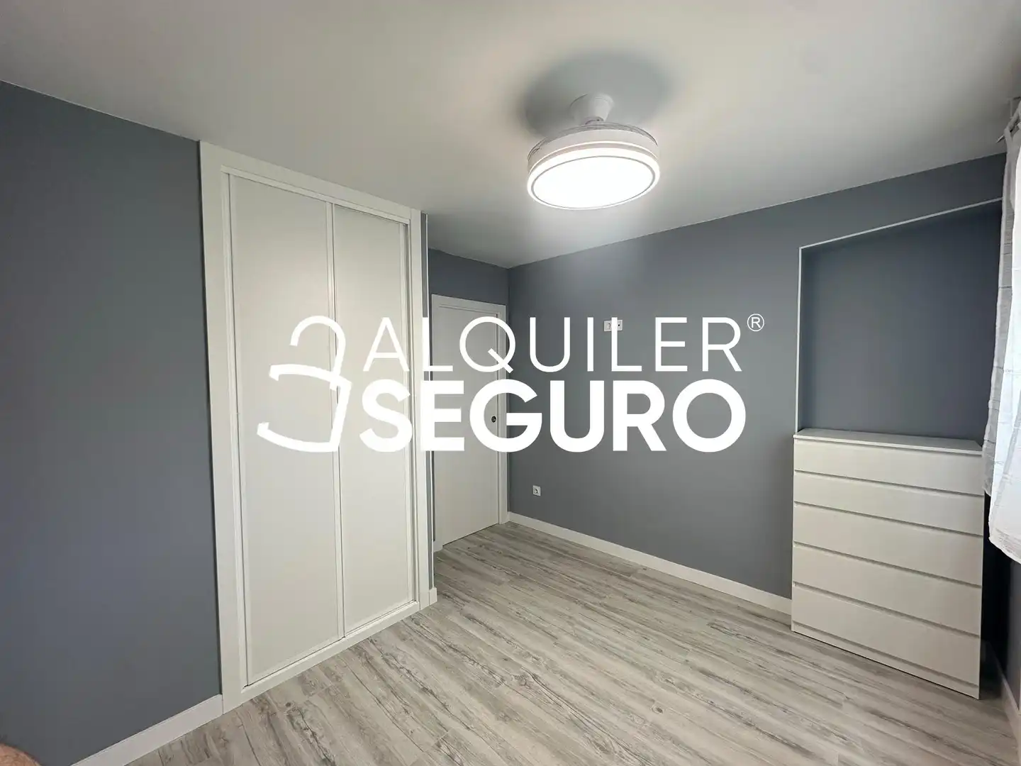 Bedroom of Flat for rent in Madrid  with Heating