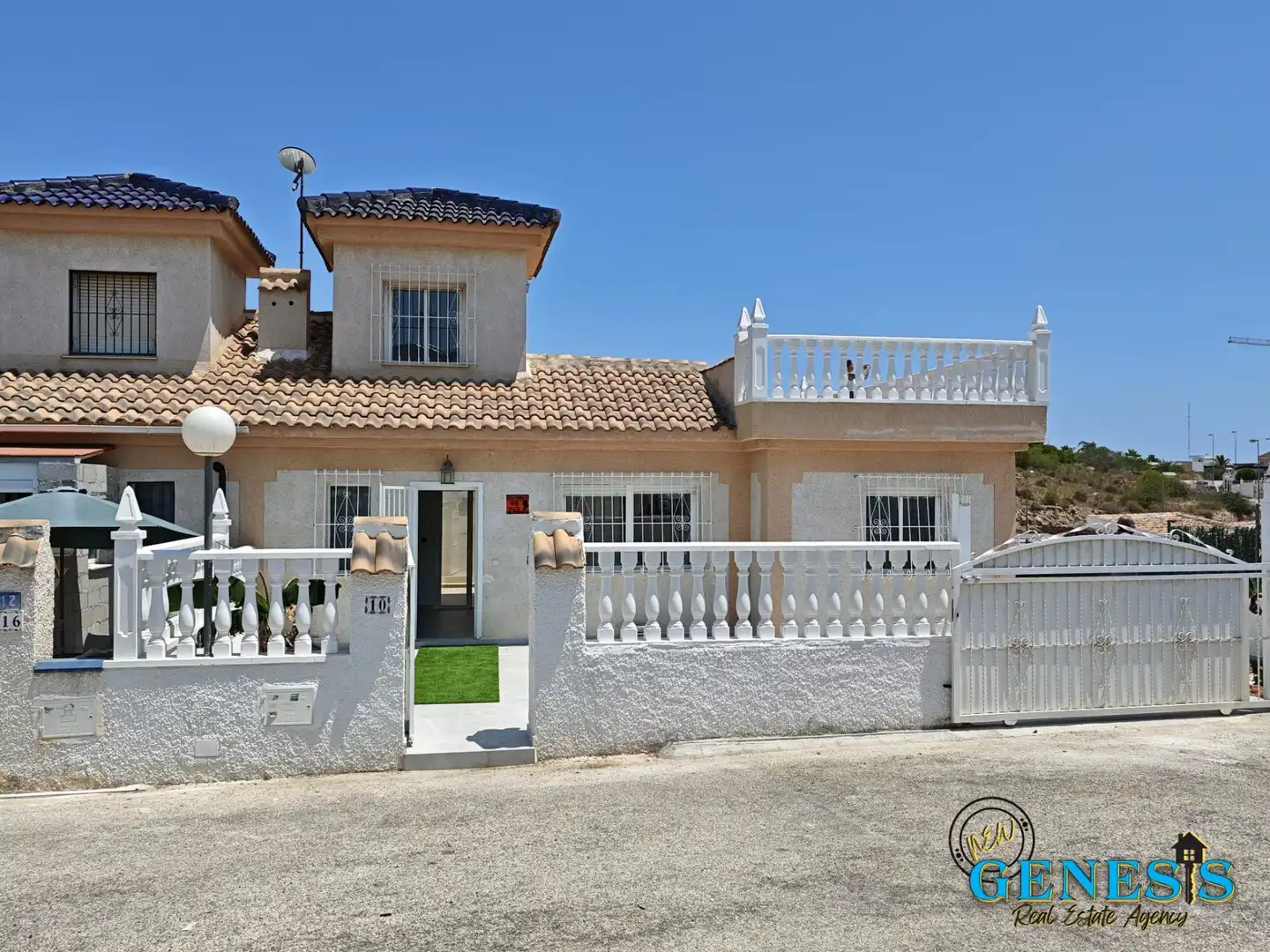 Vista exterior de Casa o chalet en venta en Rojales con Aire acondicionado, Terraza y Balcón