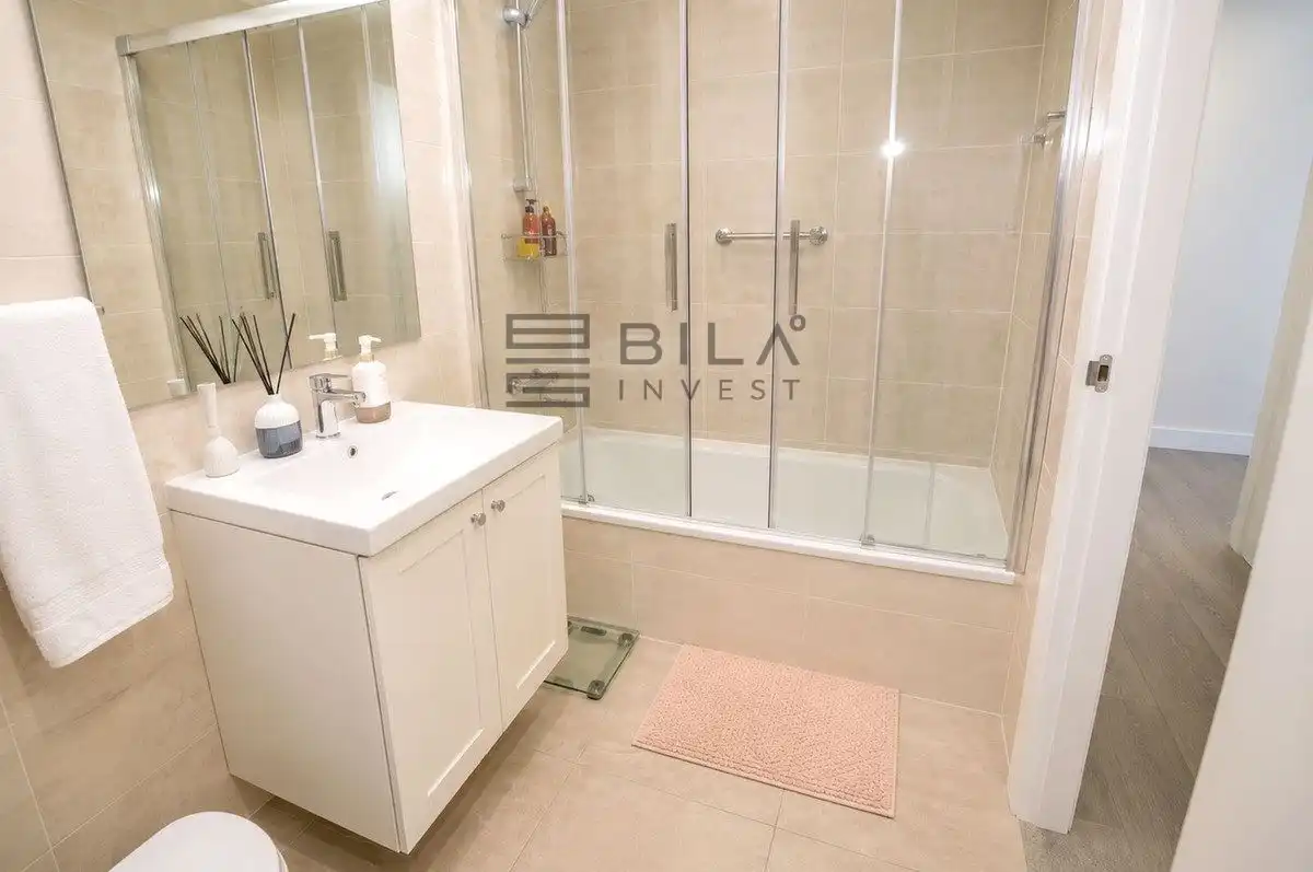 Ático con piscina en venta en Blossom II, imagen 12