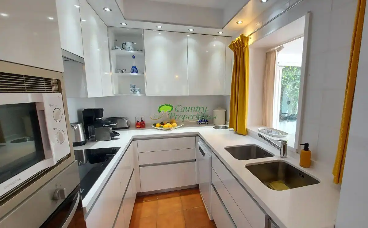 Cocina de Finca rústica en venta en Torrox con Aire acondicionado, Calefacción y Jardín privado