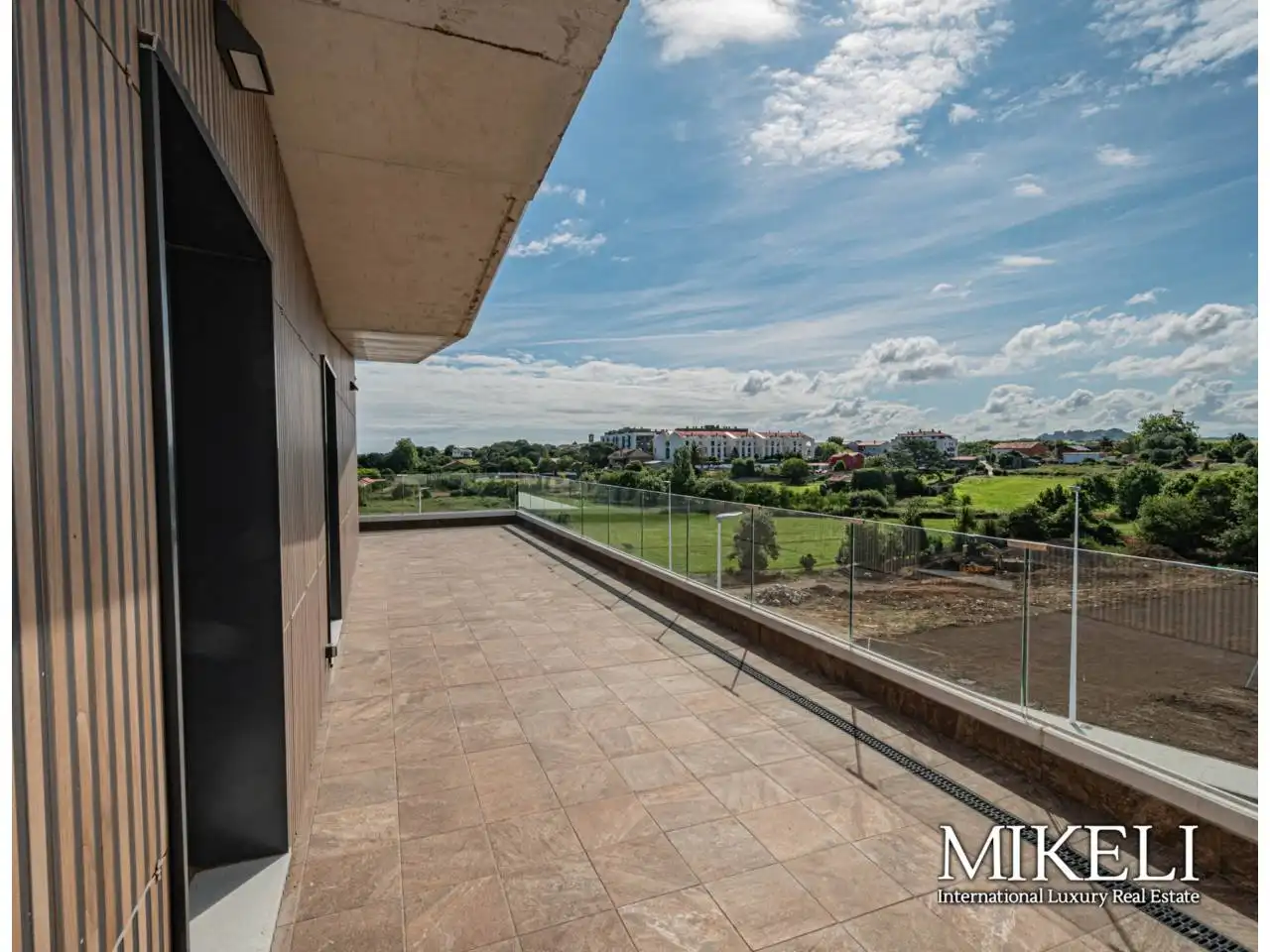 Terraza de Piso de alquiler en Santa Cruz de Bezana con Calefacción, Terraza y Trastero